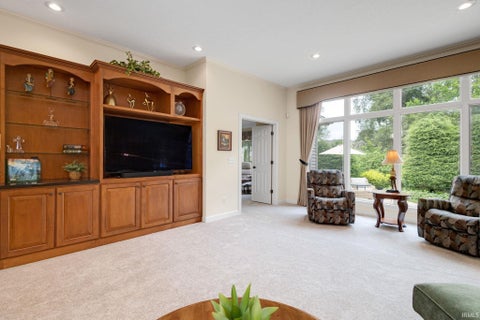 Tiny photo for 1865 Cobblestone Boulevard, Elkhart, IN 46514 (MLS # 202633537)
