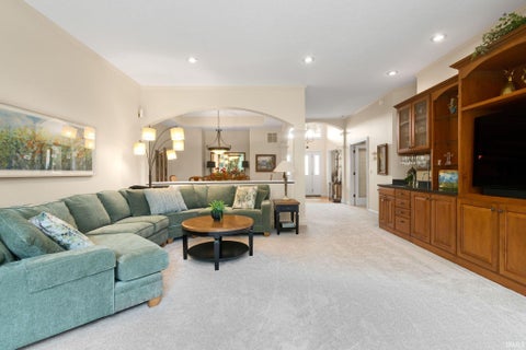 Tiny photo for 1865 Cobblestone Boulevard, Elkhart, IN 46514 (MLS # 202633537)