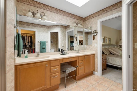 Tiny photo for 1865 Cobblestone Boulevard, Elkhart, IN 46514 (MLS # 202633537)