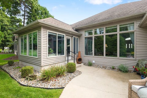 Tiny photo for 1865 Cobblestone Boulevard, Elkhart, IN 46514 (MLS # 202633537)