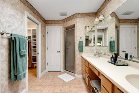Tiny photo for 1865 Cobblestone Boulevard, Elkhart, IN 46514 (MLS # 202633537)