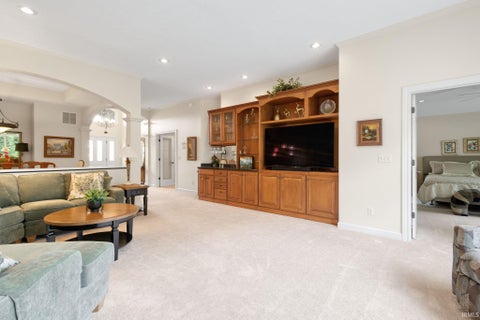 Tiny photo for 1865 Cobblestone Boulevard, Elkhart, IN 46514 (MLS # 202633537)