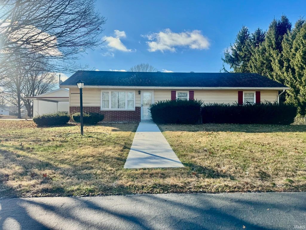 Photo of 801 S 4th Street, Orleans, IN 47452 (MLS # 202549901)