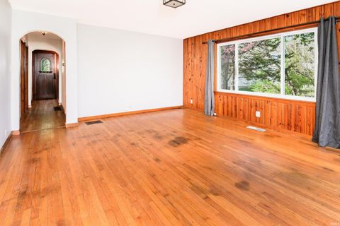 Tiny photo for 901 S Lincoln Street, Bloomington, IN 47401 (MLS # 202612513)