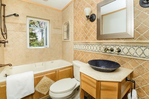 Tiny photo for 901 S Lincoln Street, Bloomington, IN 47401 (MLS # 202612513)