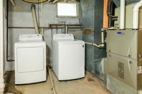 Tiny photo for 901 S Lincoln Street, Bloomington, IN 47401 (MLS # 202612513)