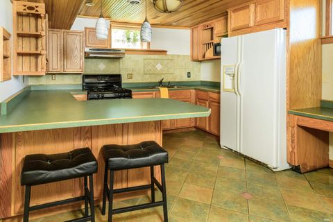 Tiny photo for 901 S Lincoln Street, Bloomington, IN 47401 (MLS # 202612513)