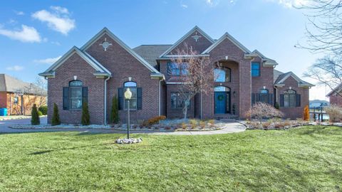 2122 Lakes Edge Drive, Newburgh, IN 47630 - MLS#: 202511065