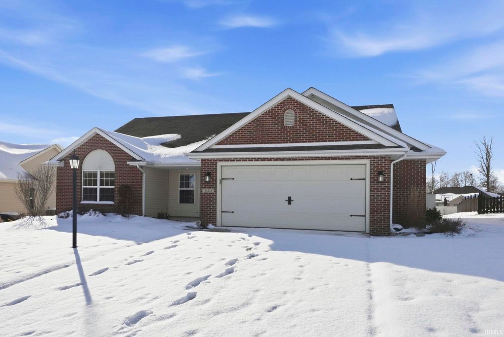 Photo of 13221 Delano Cove, Fort Wayne, IN 46845 (MLS # 202607333)
