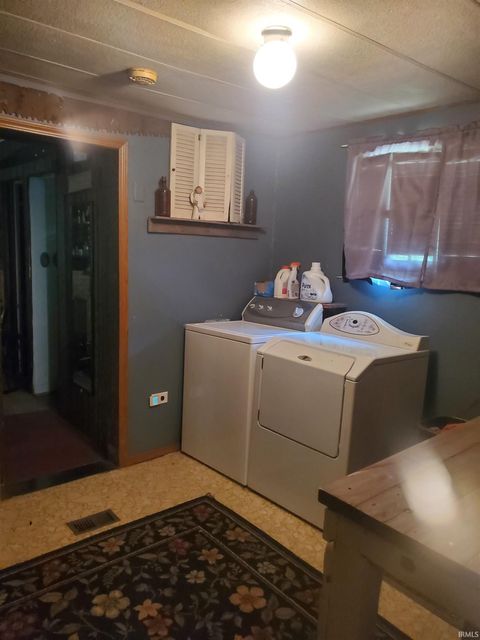 Tiny photo for 2338 E Tanner Lane, Winamac, IN 46996 (MLS # 202523974)