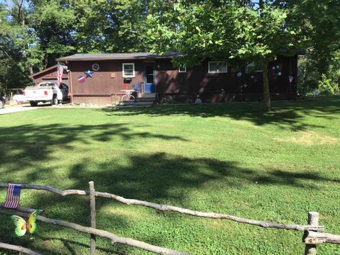 Tiny photo for 2338 E Tanner Lane, Winamac, IN 46996 (MLS # 202523974)