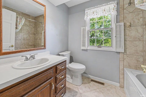 Tiny photo for 15730 Durham Way, Granger, IN 46530 (MLS # 202622138)