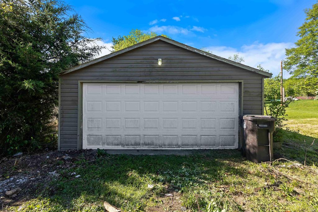 Photo of 414 Dewey Street, Veedersburg, IN 47987 (MLS # 202618869)