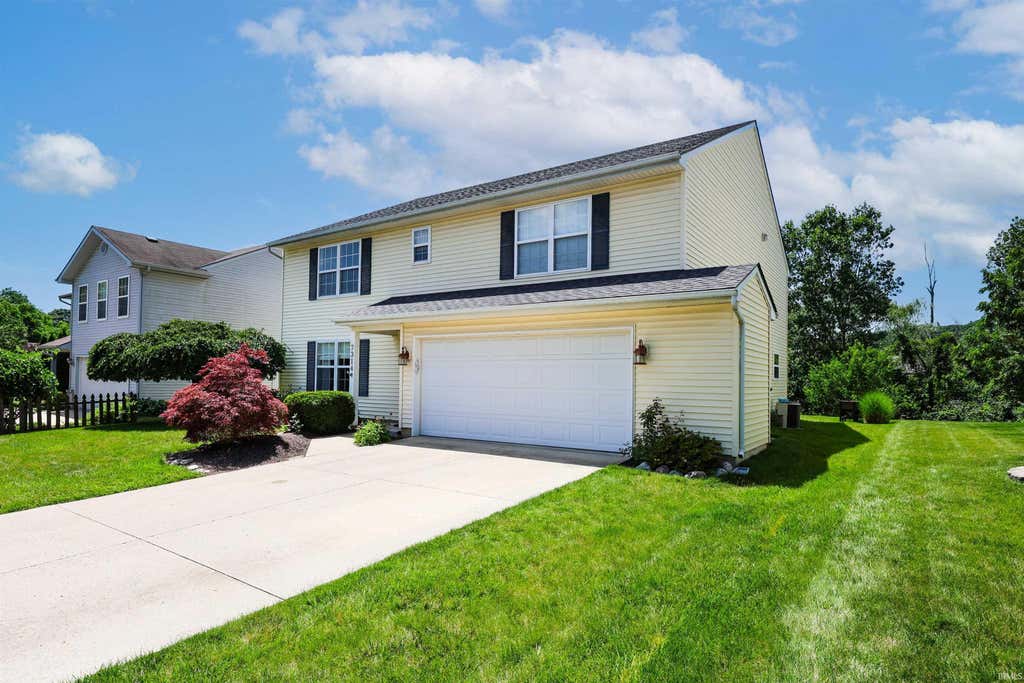 Photo of 7314 Abernathy Drive, Fort Wayne, IN 46814 (MLS # 202625978)