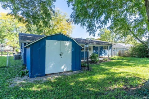 Tiny photo for 2811 Bosworth Drive, Fort Wayne, IN 46805 (MLS # 202640563)