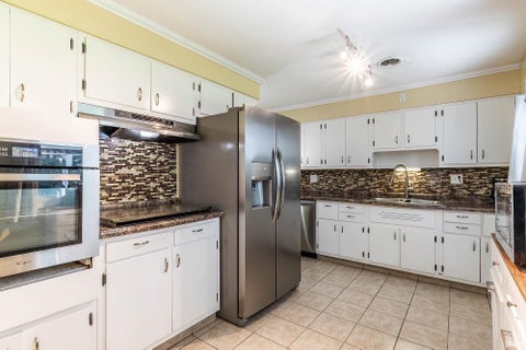 Tiny photo for 2811 Bosworth Drive, Fort Wayne, IN 46805 (MLS # 202640563)