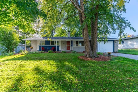 Tiny photo for 2811 Bosworth Drive, Fort Wayne, IN 46805 (MLS # 202640563)