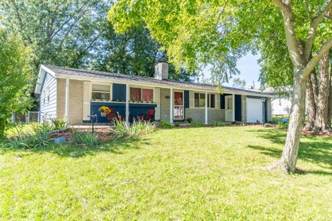 Tiny photo for 2811 Bosworth Drive, Fort Wayne, IN 46805 (MLS # 202640563)