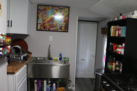 Tiny photo for 1617 1/2 E 4th Street, Mishawaka, IN 46544 (MLS # 202634999)