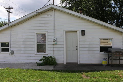 Tiny photo for 1617 1/2 E 4th Street, Mishawaka, IN 46544 (MLS # 202634999)