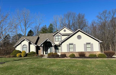 Photo of 409 Vermont Drive, Lafayette, IN 47905 (MLS # 202609611)