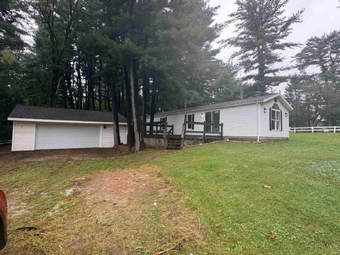 Photo of 10171 4 TH Road, Bremen, IN 46506 (MLS # 202638822)