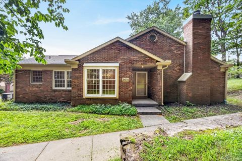 Photo of 2631 Windermere Woods Drive, Bloomington, IN 47401 (MLS # 202627013)