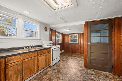 Tiny photo for 2205 Vinton Street, Lafayette, IN 47904 (MLS # 202544154)