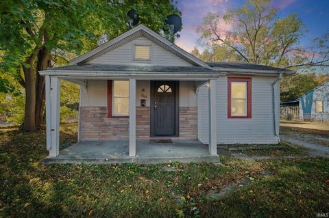 Tiny photo for 2205 Vinton Street, Lafayette, IN 47904 (MLS # 202544154)