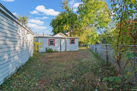 Tiny photo for 2205 Vinton Street, Lafayette, IN 47904 (MLS # 202544154)