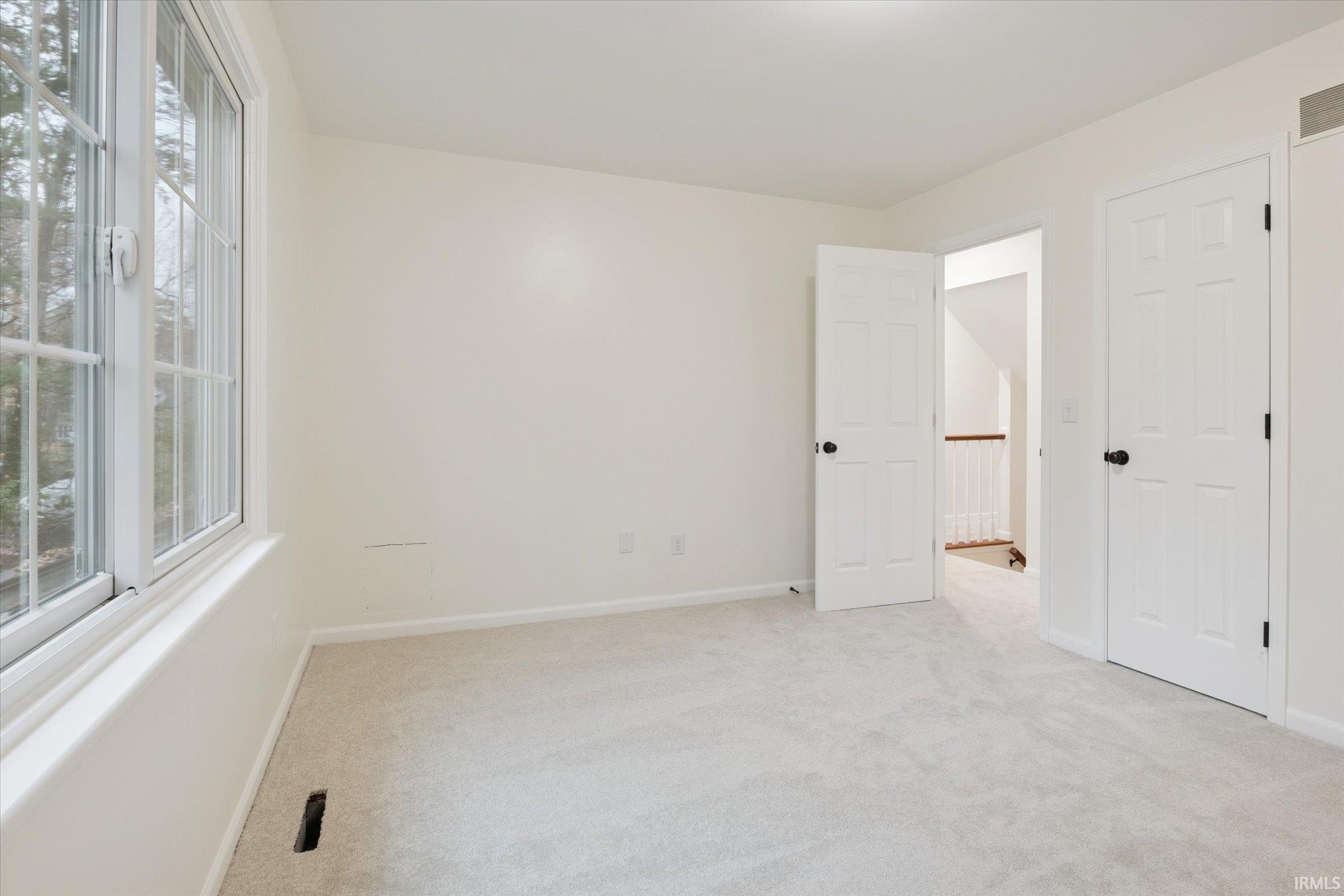 Granger, Indiana 46530, United States, 4 Bedrooms Bedrooms, ,4 BathroomsBathrooms,Residential,Active,247012