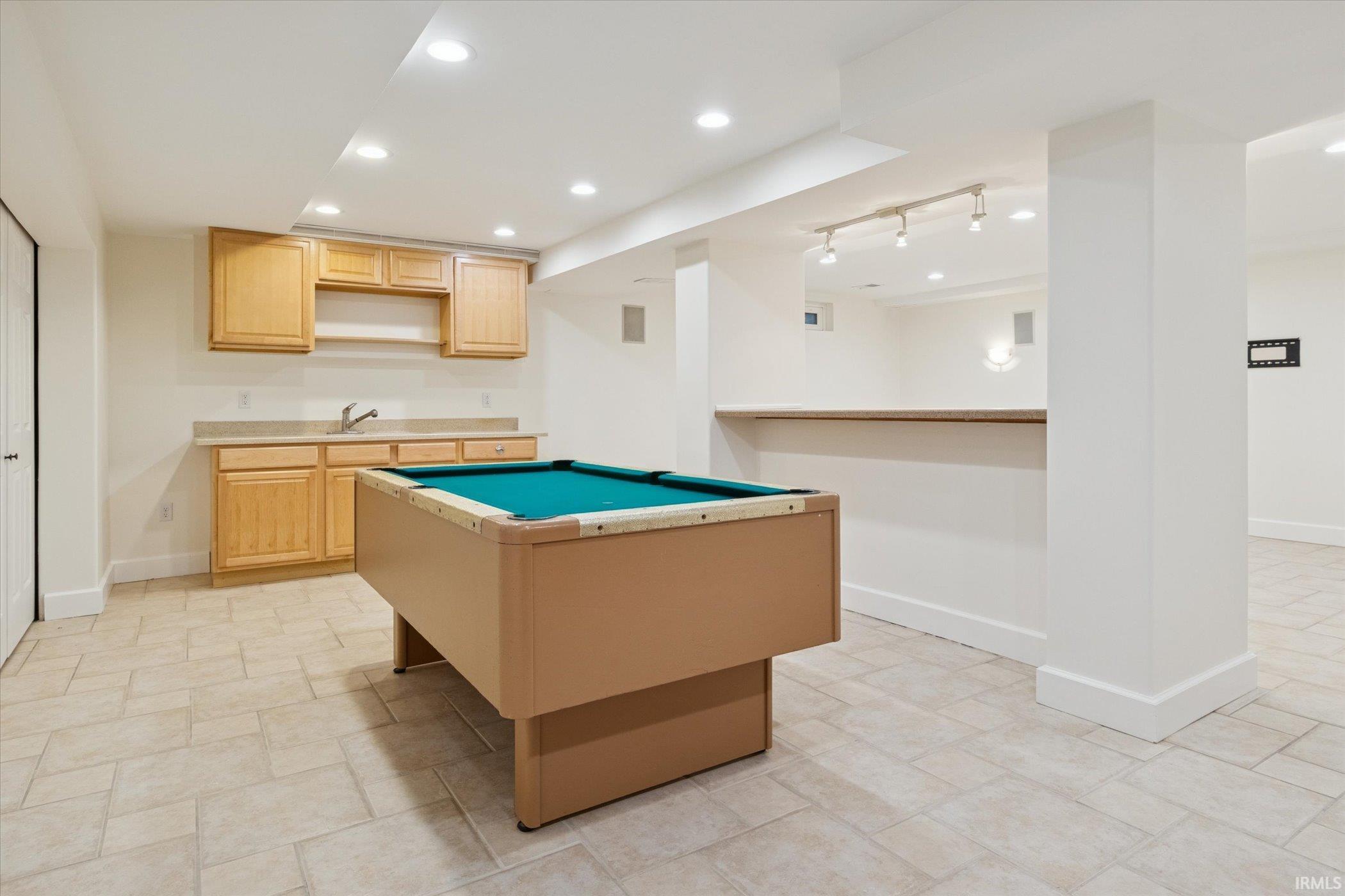 Granger, Indiana 46530, United States, 4 Bedrooms Bedrooms, ,4 BathroomsBathrooms,Residential,Active,247012