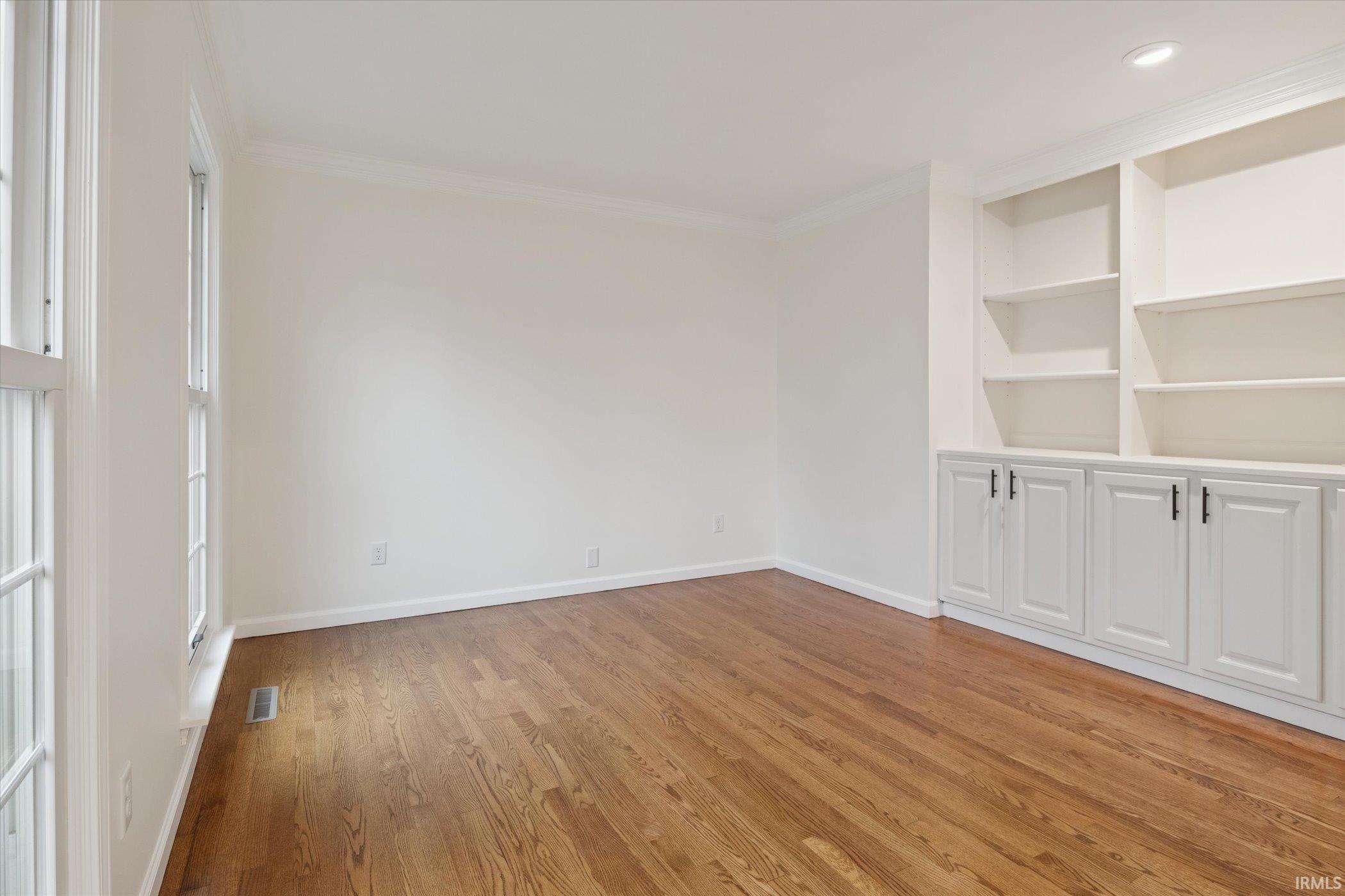 Granger, Indiana 46530, United States, 4 Bedrooms Bedrooms, ,4 BathroomsBathrooms,Residential,Active,247012