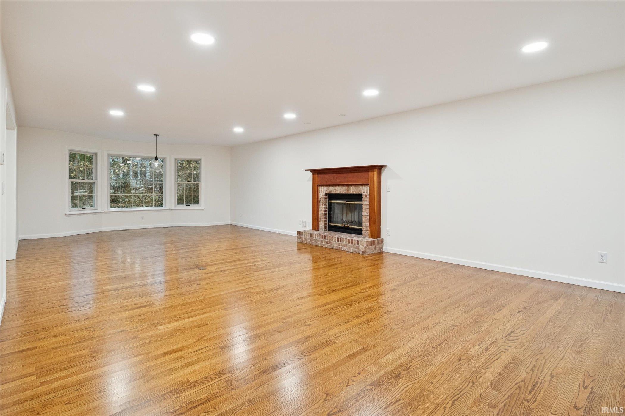 Granger, Indiana 46530, United States, 4 Bedrooms Bedrooms, ,4 BathroomsBathrooms,Residential,Active,247012