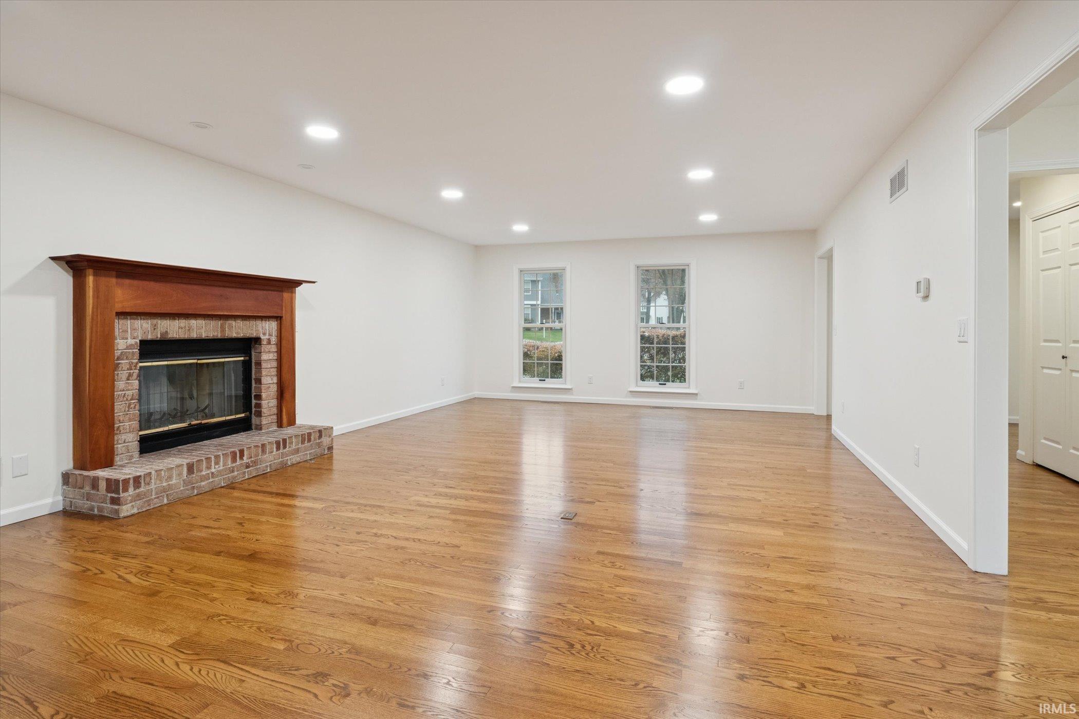 Granger, Indiana 46530, United States, 4 Bedrooms Bedrooms, ,4 BathroomsBathrooms,Residential,Active,247012