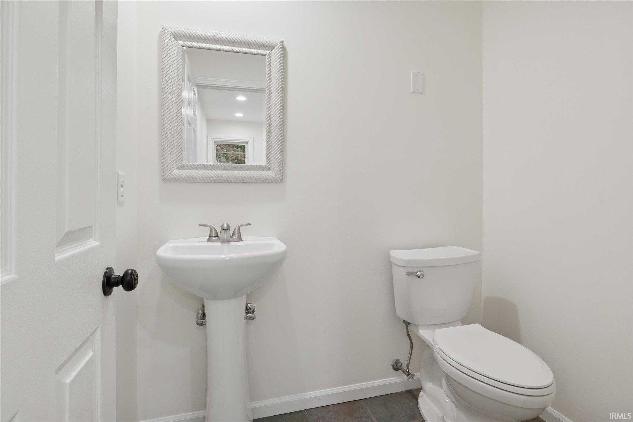 Granger, Indiana 46530, United States, 4 Bedrooms Bedrooms, ,4 BathroomsBathrooms,Residential,Active,247012