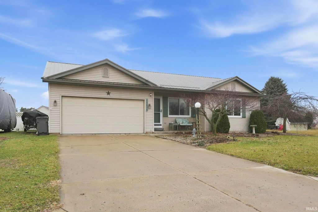 Photo of 20636 Amanda Lane, Milford, IN 46542 (MLS # 202600820)