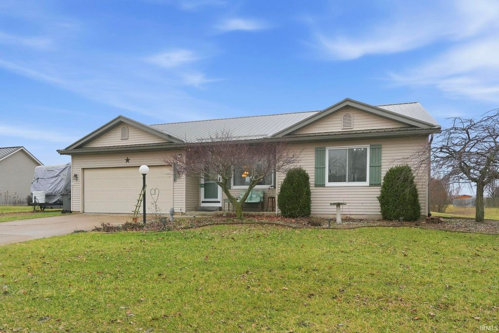 Photo of 20636 Amanda Lane, Milford, IN 46542 (MLS # 202600820)