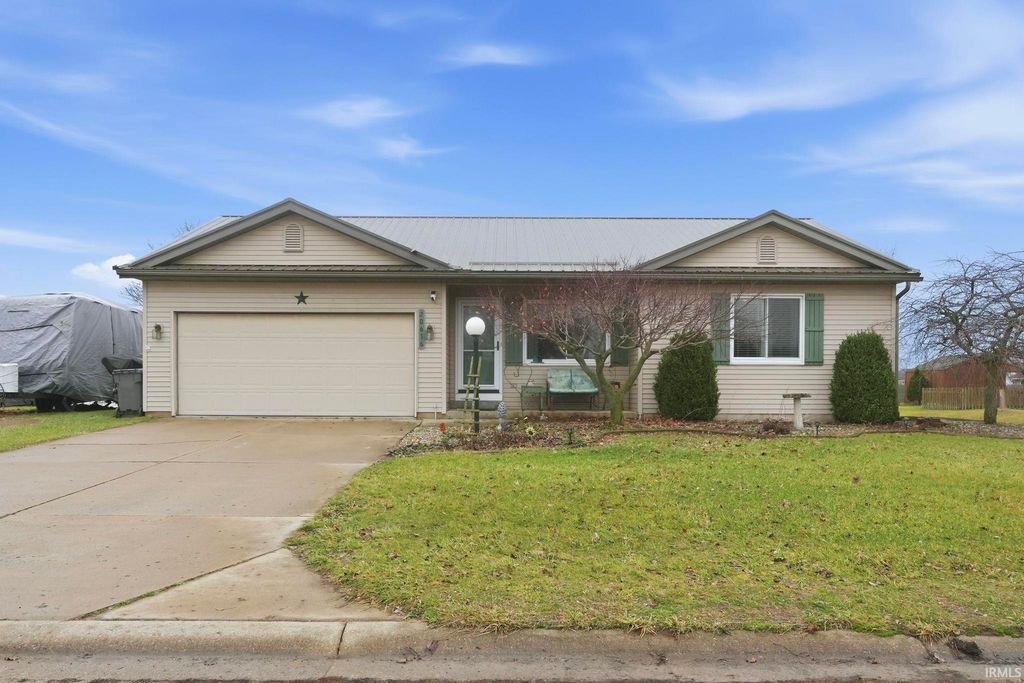 Photo of 20636 Amanda Lane, Milford, IN 46542 (MLS # 202600820)