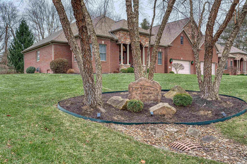 Photo of 1499 Woodfield Drive, Newburgh, IN 47630 (MLS # 202549413)