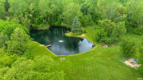 Tiny photo for 15009 Kelly Road, Mishawaka, IN 46544 (MLS # 202619500)