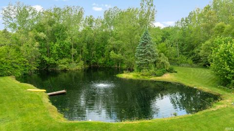 Tiny photo for 15009 Kelly Road, Mishawaka, IN 46544 (MLS # 202619500)