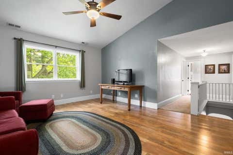Tiny photo for 15009 Kelly Road, Mishawaka, IN 46544 (MLS # 202619500)