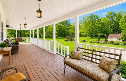 Tiny photo for 15009 Kelly Road, Mishawaka, IN 46544 (MLS # 202619500)
