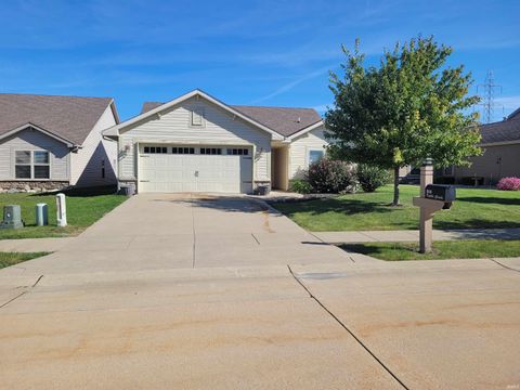 Photo of 315 Kettle Circle, Lafayette, IN 47905 (MLS # 202535071)