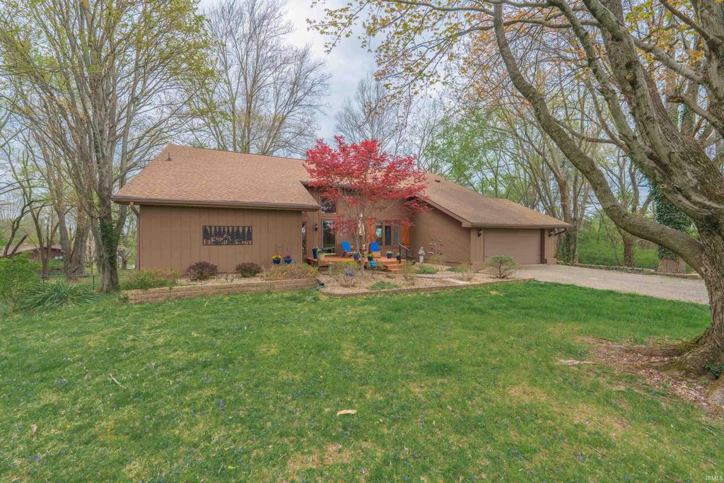 Photo of 2150 W Ellsworth Road, Bloomington, IN 47404 (MLS # 202613205)