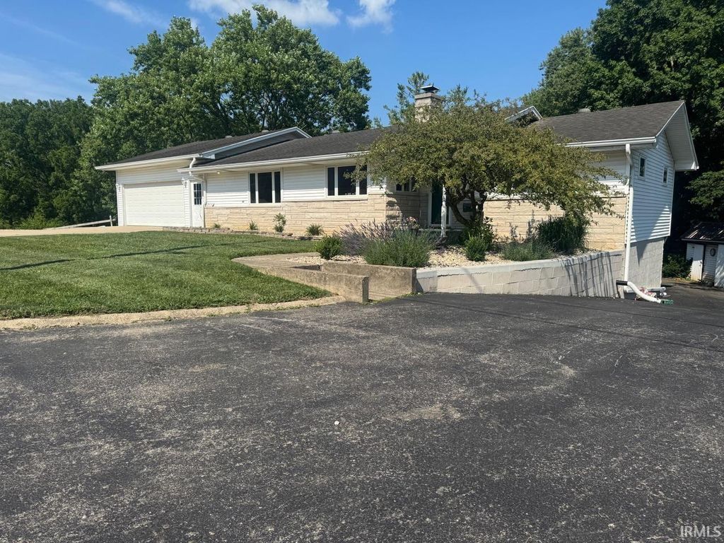 Photo of 301 S Elm Street, Hagerstown, IN 47346 (MLS # 202607667)