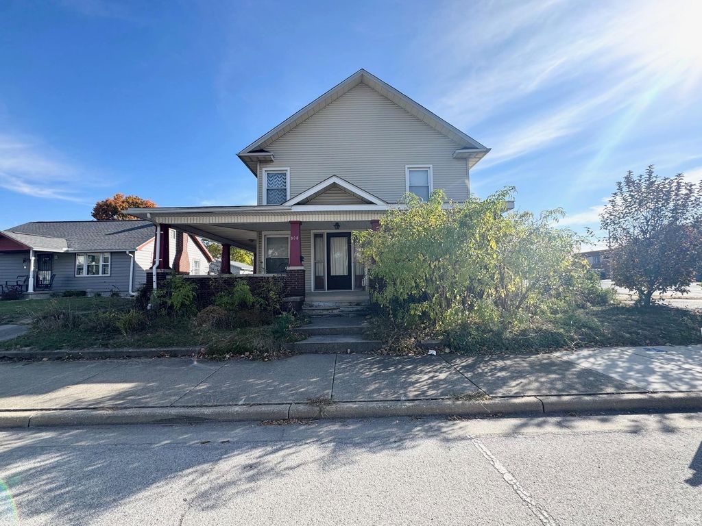 Photo for 808 S Main Street, Kokomo, IN 46901 (MLS # 202543905)