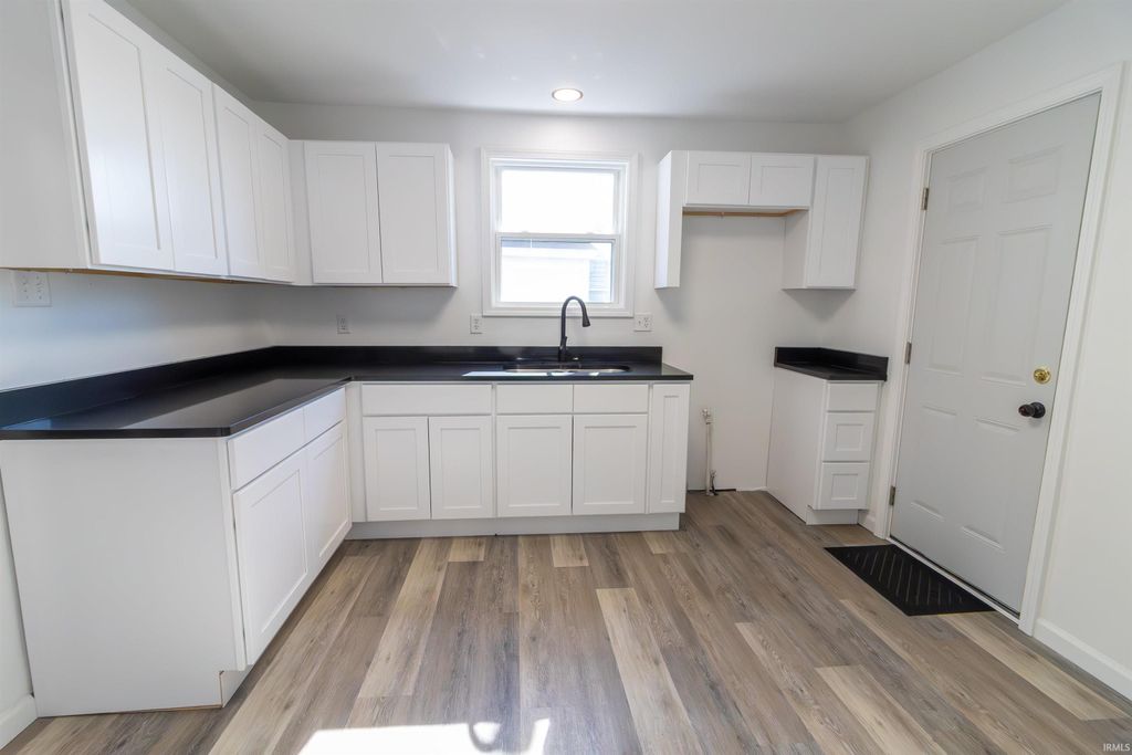 Photo of 958 Iowa Street, Huntington, IN 46750 (MLS # 202604945)