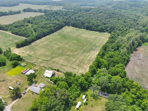 Tiny photo for 5164 E 325 N, Logansport, IN 46947 (MLS # 202607793)